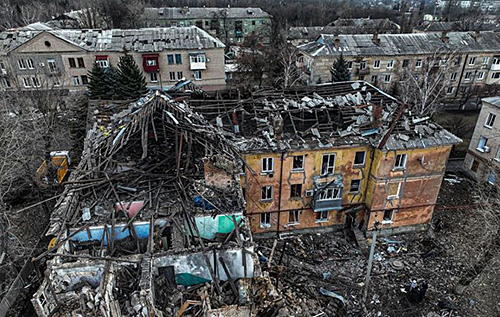РФ утилізує протерміновані ракети С-300, обстрілюючи житлові будинки в Україні, – експерт